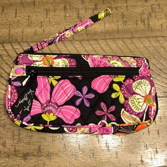 Vera Bradley Handbags - Vera Bradley wristlet
